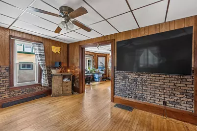 355 W State St, Hartford, WI 53027 - Photo 5
