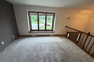 2568 Pebble Valley Rd, Waukesha, WI 53188 - Photo 5
