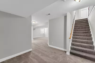 916  Langdon Ct, Racine, WI 53406 - Photo 31