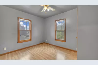 241  Amory St, Fond du Lac, WI 54935 - Photo 17