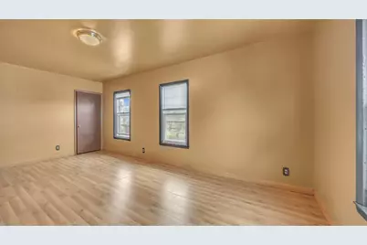 241  Amory St, Fond du Lac, WI 54935 - Photo 13