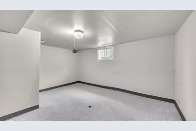 241  Amory St, Fond du Lac, WI 54935 - Photo 21