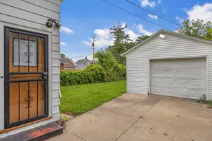 241 Amory St, Fond du Lac, WI 54935 - Photo 25