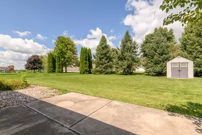 419  Jewel St, Juneau, WI 53039 - Photo 35