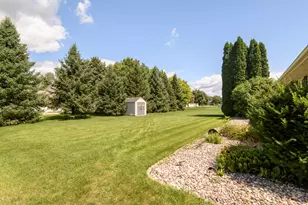 419 Jewel St, Juneau, WI 53039 - Photo 35