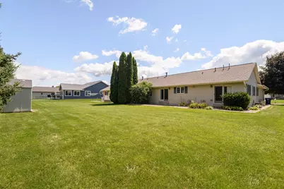 419  Jewel St, Juneau, WI 53039 - Photo 33