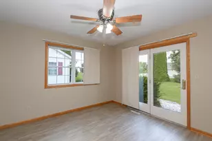419 Jewel St, Juneau, WI 53039 - Photo 21
