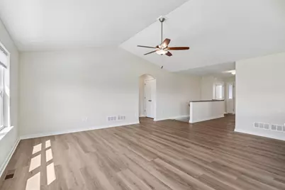 355  Ridgeview Dr, Lake Mills, WI 53551 - Photo 11