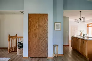 108 E Sutton Pl, Waukesha, WI 53188 - Photo 15