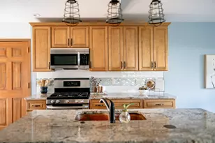 108 E Sutton Pl, Waukesha, WI 53188 - Photo 13