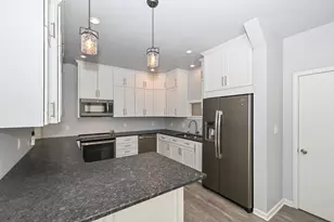 12659 N East Shoreland Dr, Mequon, WI 53092 - Photo 7