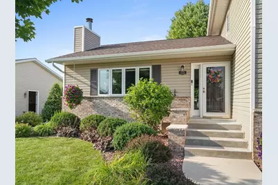 2810  44th St, Two Rivers, WI 54241 - Photo 3