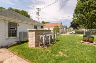 2947 S Lenox St, Milwaukee, WI 53207 - Photo 33