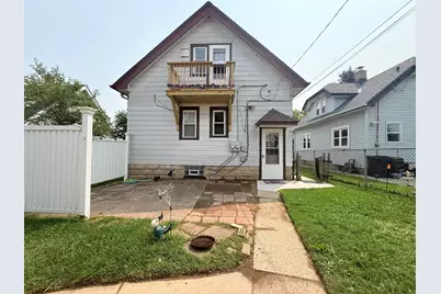 1212  Menomonee Ave, South Milwaukee, WI 53172 - Photo 33
