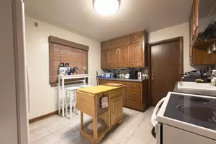 1212 Menomonee Ave, South Milwaukee, WI 53172 - Photo 11