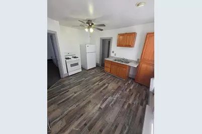 3737 N 10th St, Milwaukee, WI 53206 - Photo 7