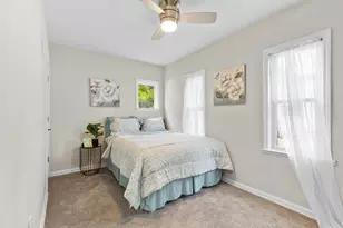 2559 S 84th St, West Allis, WI 53227 - Photo 11
