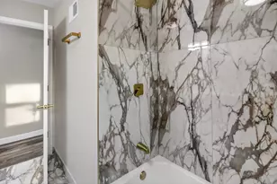 4575 N 46th St, Milwaukee, WI 53218 - Photo 11