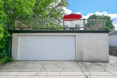 4551 S 50th St, Greenfield, WI 53220 - Photo 23