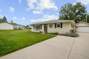 1121 Jean St, Racine, WI 53182 - Photo 29