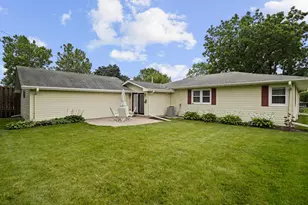 1121 Jean St, Racine, WI 53182 - Photo 25