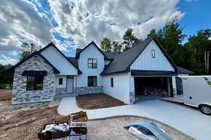 338 Mosie Ct, Manitowoc, WI 54220 - Photo 1
