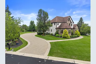 165  Chelsea Ln, Racine, WI 53182 - Photo 5