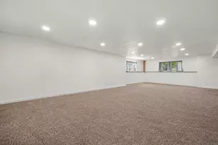 165 Chelsea Ln, Racine, WI 53182 - Photo 51