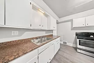 3414 N Vel R. Phillips Ave, Milwaukee, WI 53212 - Photo 51
