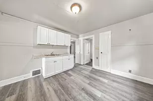 3414 N Vel R. Phillips Ave, Milwaukee, WI 53212 - Photo 15