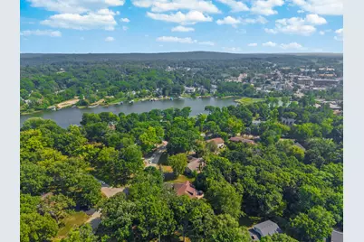 717  St Johns Dr, Delafield, WI 53018 - Photo 51