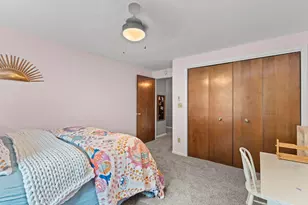 717 St Johns Dr, Delafield, WI 53018 - Photo 29
