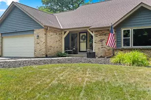 717 St Johns Dr, Delafield, WI 53018 - Photo 1