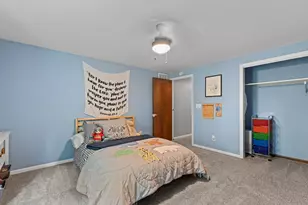 717 St Johns Dr, Delafield, WI 53018 - Photo 27