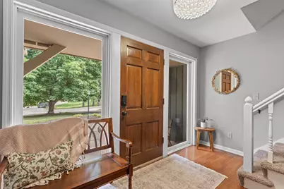 717  St Johns Dr, Delafield, WI 53018 - Photo 5