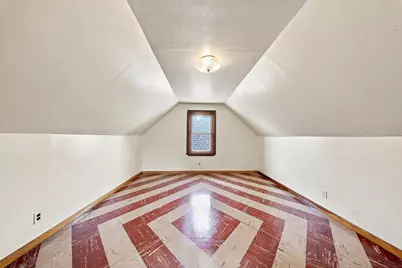 3763 S 20th Pl, Milwaukee, WI 53221 - Photo 25