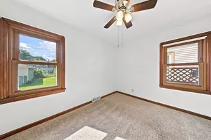 3763 S 20th Pl, Milwaukee, WI 53221 - Photo 17