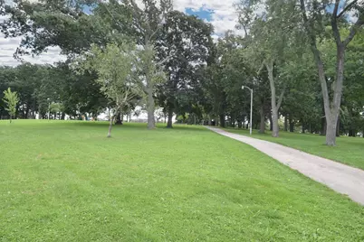 5527 N 34th St, Milwaukee, WI 53209 - Photo 39