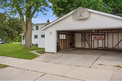 6001 S Lake Dr, Cudahy, WI 53110 - Photo 35