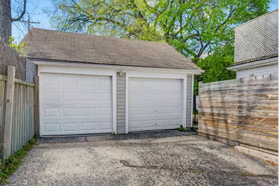 1219 N 85th St, Wauwatosa, WI 53226 - Photo 33