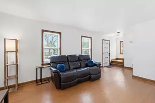 1219 N 85th St, Wauwatosa, WI 53226 - Photo 5