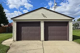 6538 W Euclid Ave, Milwaukee, WI 53219 - Photo 27