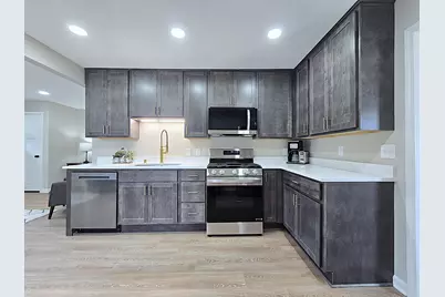 6538 W Euclid Ave, Milwaukee, WI 53219 - Photo 5