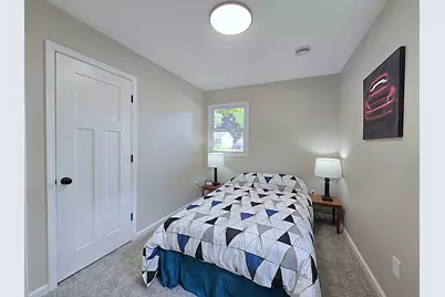 6538 W Euclid Ave, Milwaukee, WI 53219 - Photo 23