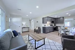6538 W Euclid Ave, Milwaukee, WI 53219 - Photo 7
