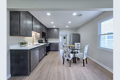 6538 W Euclid Ave, Milwaukee, WI 53219 - Photo 3