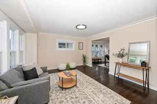7939 Hillcrest Dr, Wauwatosa, WI 53213 - Photo 5