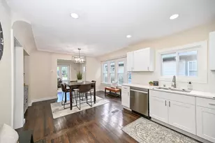 7939 Hillcrest Dr, Wauwatosa, WI 53213 - Photo 15