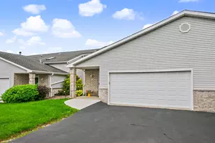 3484 W Sycamore St, Franklin, WI 53132 - Photo 31