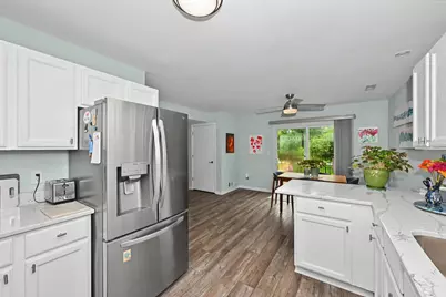 3484 W Sycamore St, Franklin, WI 53132 - Photo 13